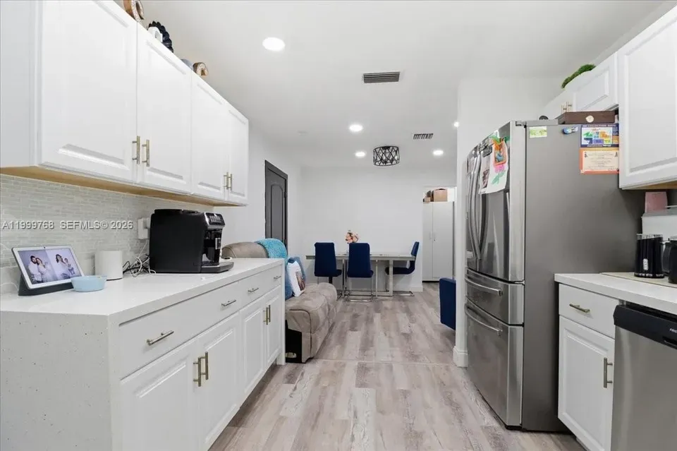 3 Bed 1 Bath Established Mid-Century Residence in Hollywood, FL - 4