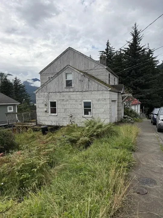 3 Bed 1 Bath Established Mid-Century Residence in Juneau, AK - 3