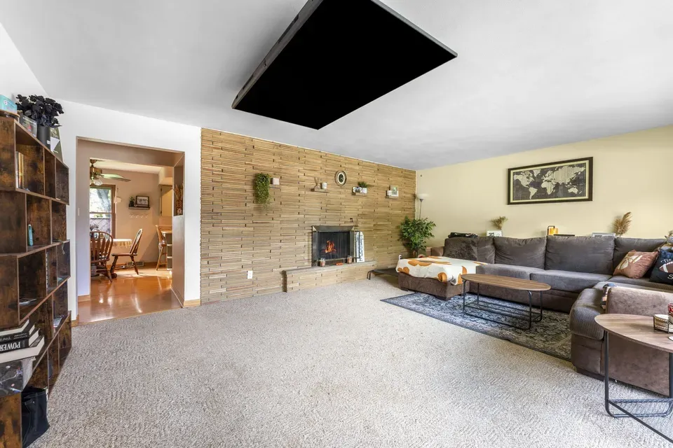 3 Bed 1 Bath Established Mid-Century Residence in Kenosha, WI - 3