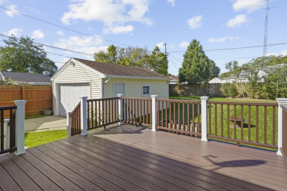 3 Bed 1 Bath Established Mid-Century Residence in Kenosha, WI - 4