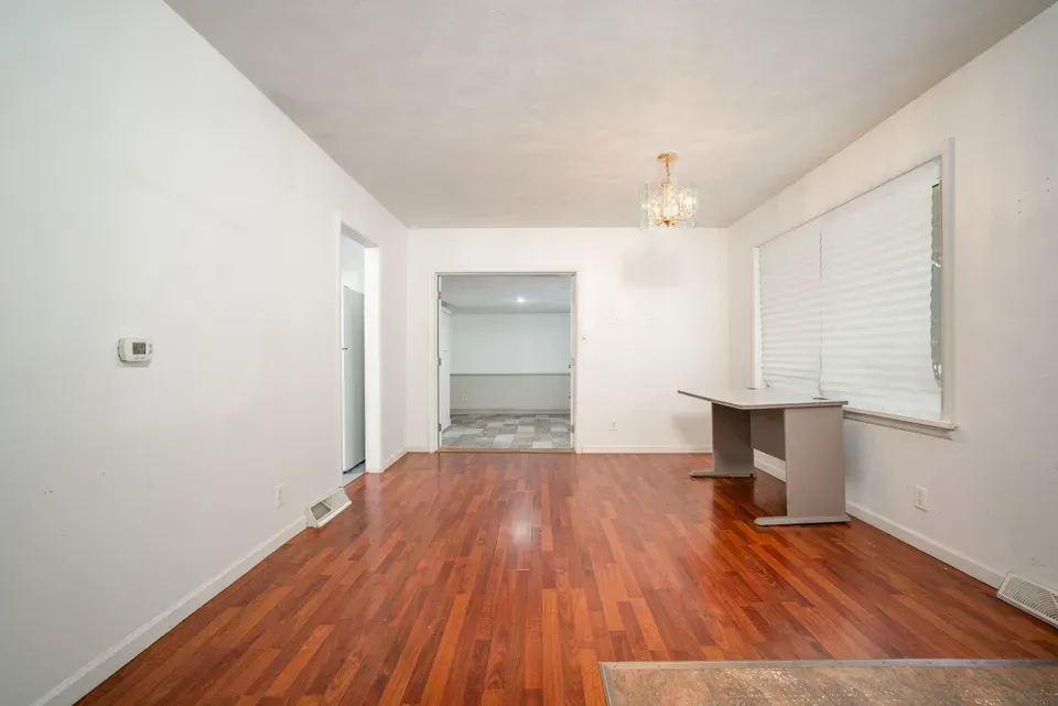 3 Bed 1 Bath Established Mid-Century Residence in Lansing, MI - 4