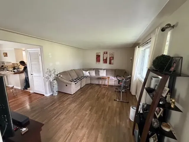 3 Bed 1 Bath Established Mid-Century Residence in Lansing, MI - 3