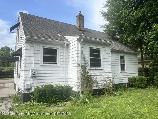 3 Bed 1 Bath Established Mid-Century Residence in Lansing, MI - 4