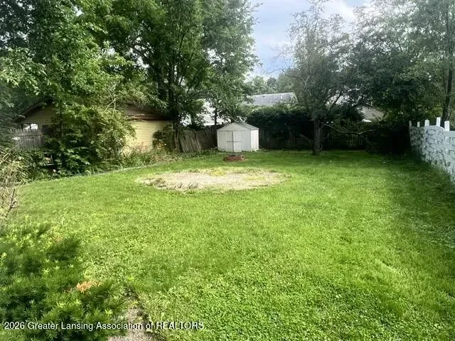 3 Bed 1 Bath Established Mid-Century Residence in Lansing, MI - 5