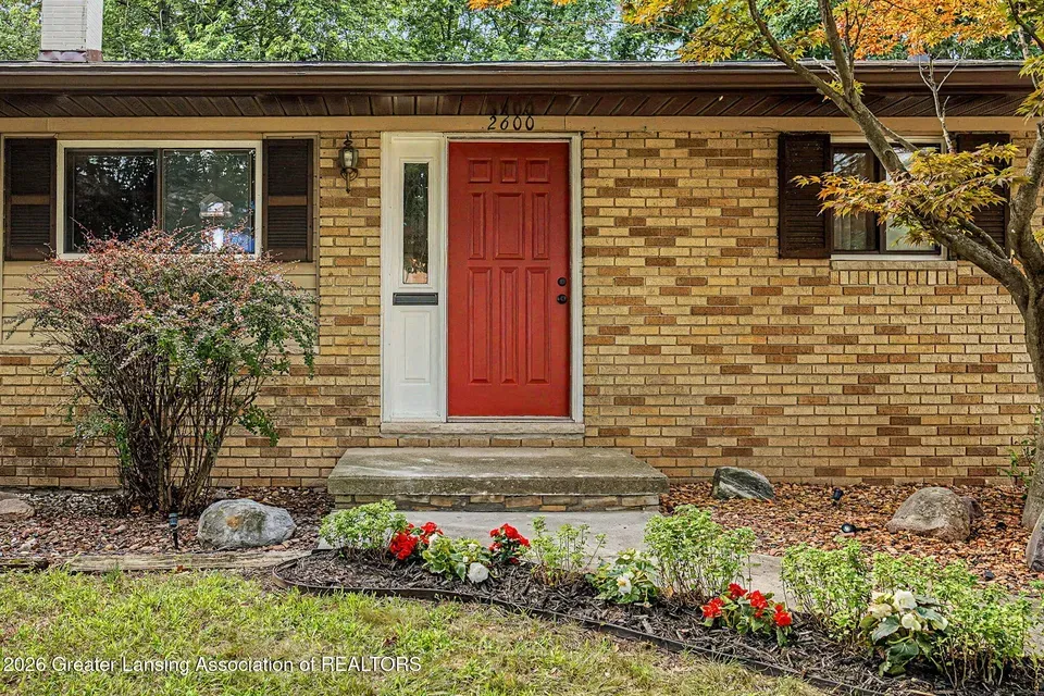 3 Bed 1 Bath Established Mid-Century Residence in Lansing, MI - 4