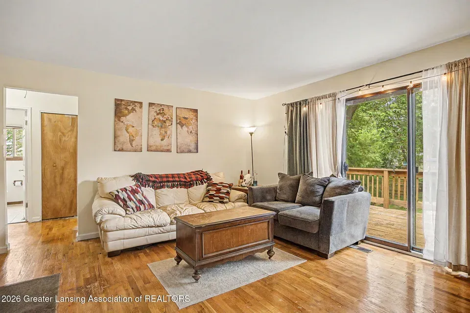 3 Bed 1 Bath Established Mid-Century Residence in Lansing, MI - 5