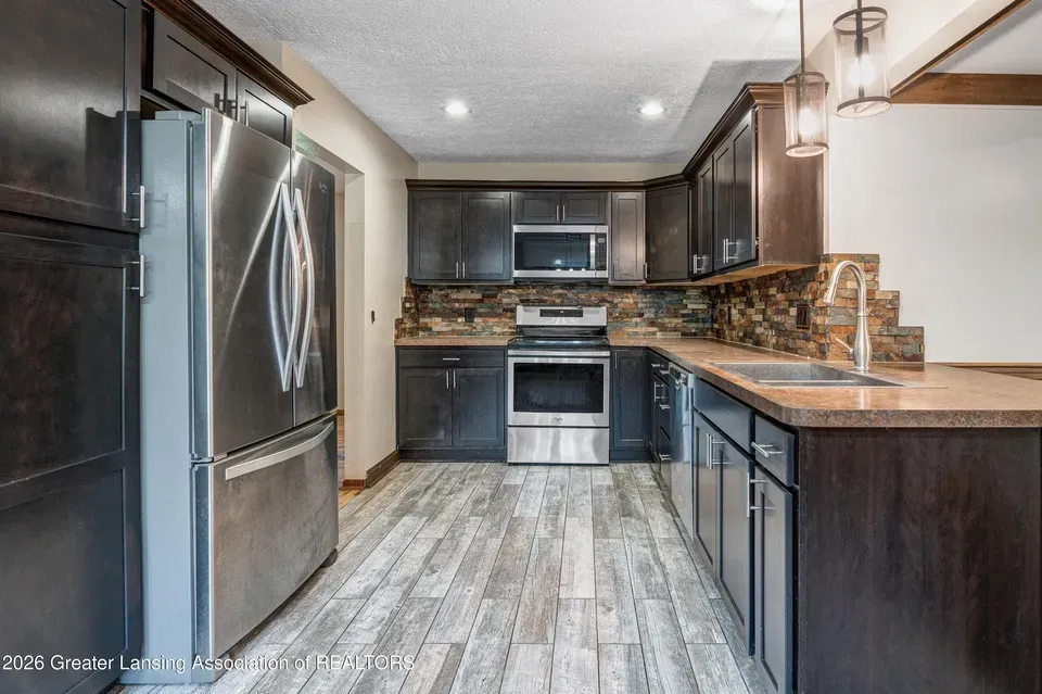 3 Bed 1 Bath Established Mid-Century Residence in Lansing, MI - 5