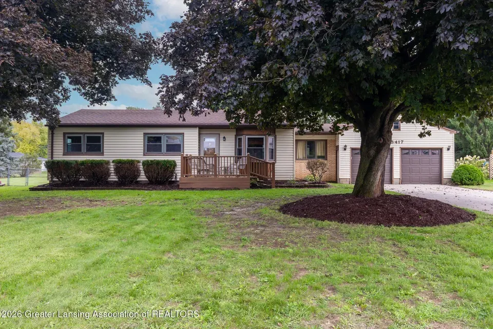 3 Bed 1 Bath Established Mid-Century Residence in Lansing, MI - 1