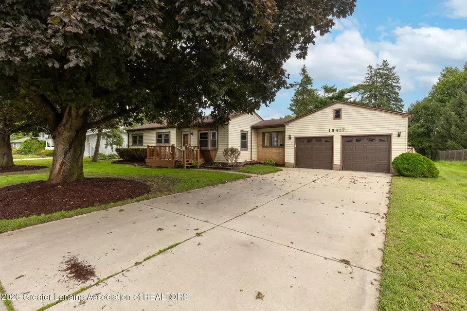3 Bed 1 Bath Established Mid-Century Residence in Lansing, MI - 3