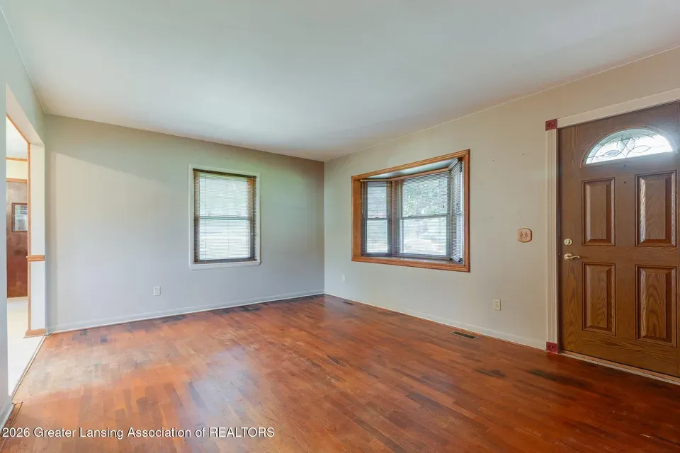 3 Bed 1 Bath Established Mid-Century Residence in Lansing, MI - 5