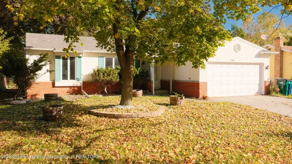 3 Bed 1 Bath Established Mid-Century Residence in Lansing, MI - 1