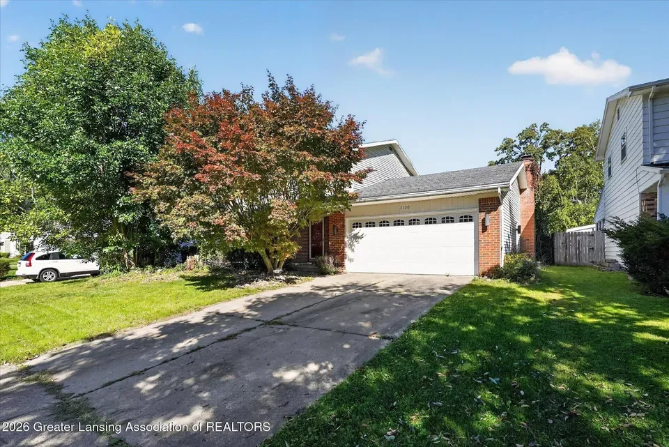 3 Bed 1 Bath Established Mid-Century Residence in Lansing, MI - 1