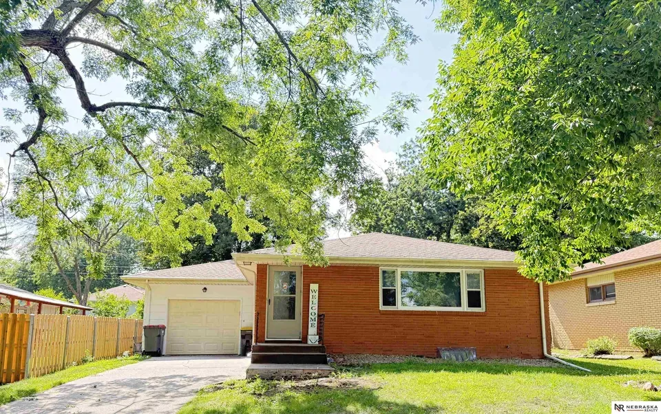 3 Bed 1 Bath Established Mid-Century Residence in Lincoln, NE - 2