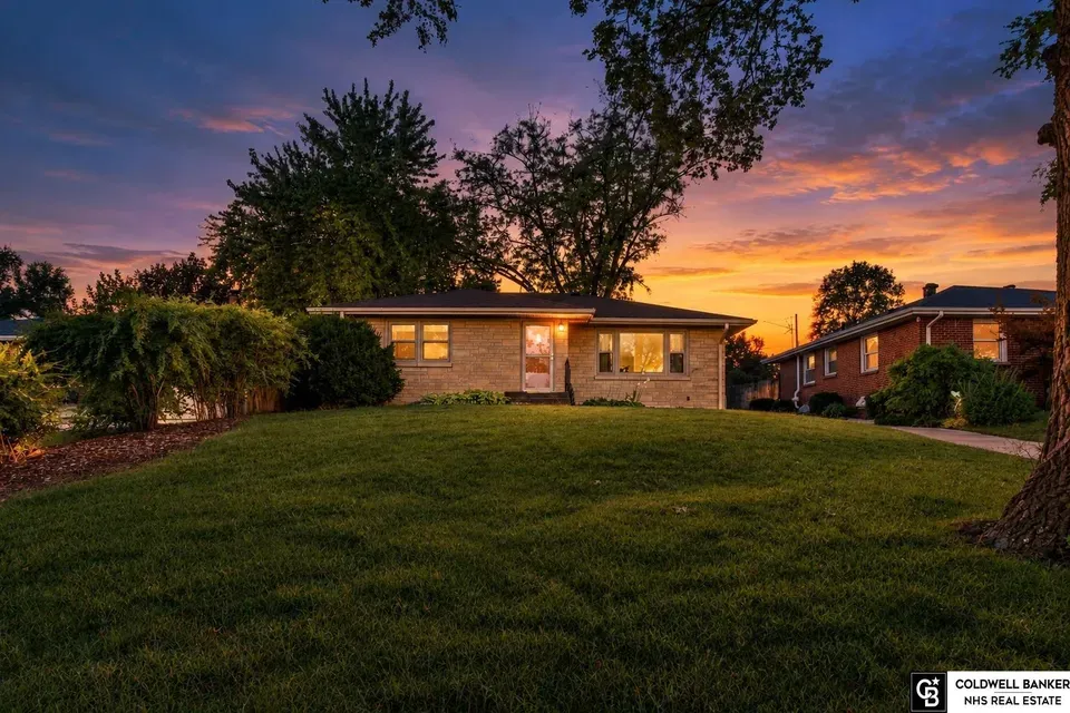 3 Bed 1 Bath Established Mid-Century Residence in Lincoln, NE - 3