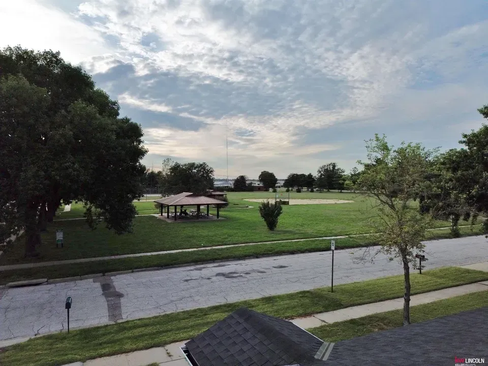 3 Bed 1 Bath Established Mid-Century Residence in Lincoln, NE - 5