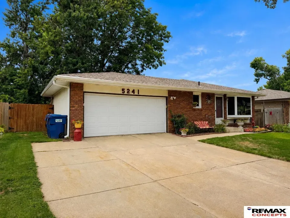 3 Bed 1 Bath Established Mid-Century Residence in Lincoln, NE - 3