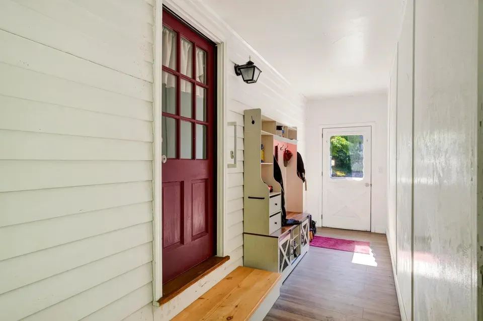 3 Bed 1 Bath Established Mid-Century Residence in Manchester, NH - 4