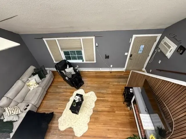 3 Bed 1 Bath Established Mid-Century Residence in Manchester, NH - 5