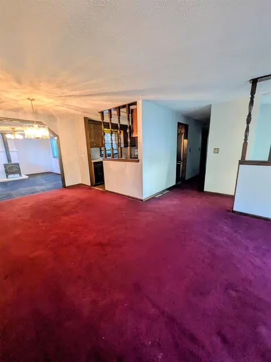 3 Bed 1 Bath Established Mid-Century Residence in Nashua, NH - 5
