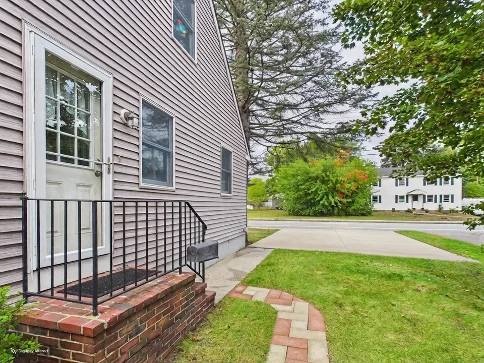 3 Bed 1 Bath Established Mid-Century Residence in Nashua, NH - 4