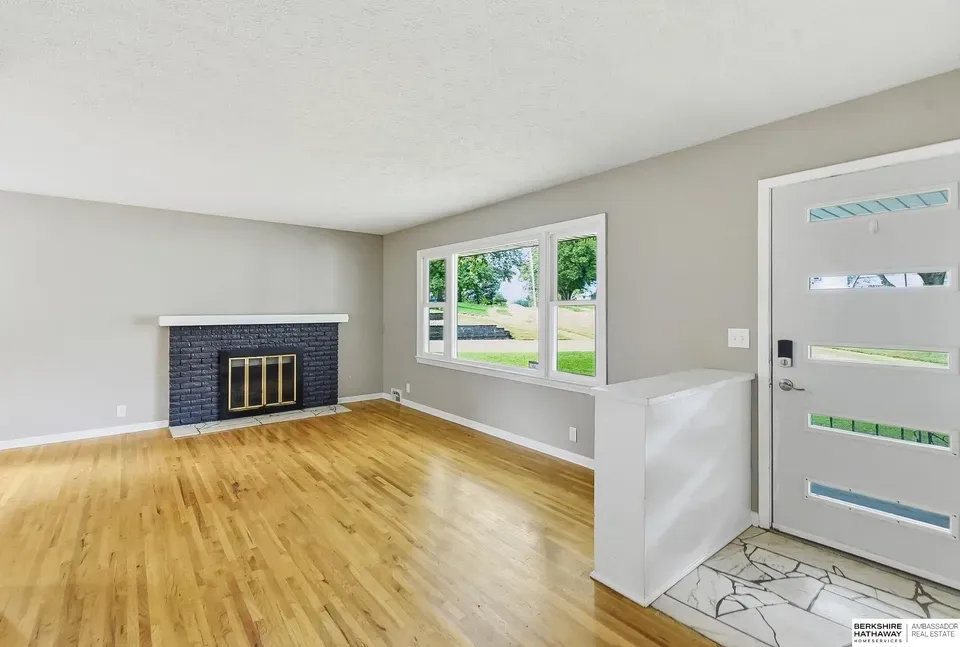 3 Bed 1 Bath Established Mid-Century Residence in Omaha, NE - 3