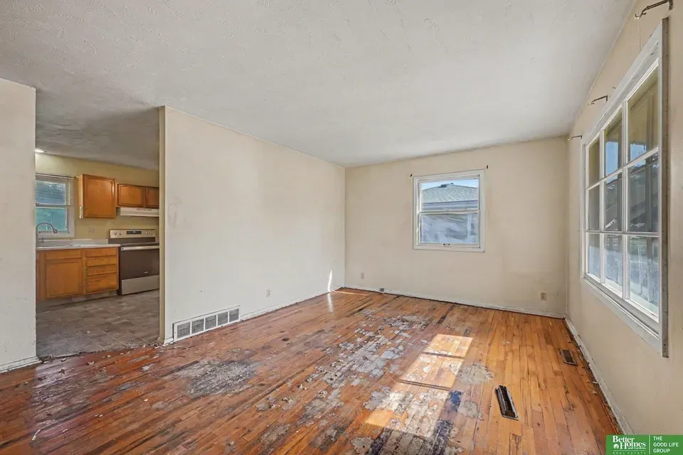 3 Bed 1 Bath Established Mid-Century Residence in Omaha, NE - 5