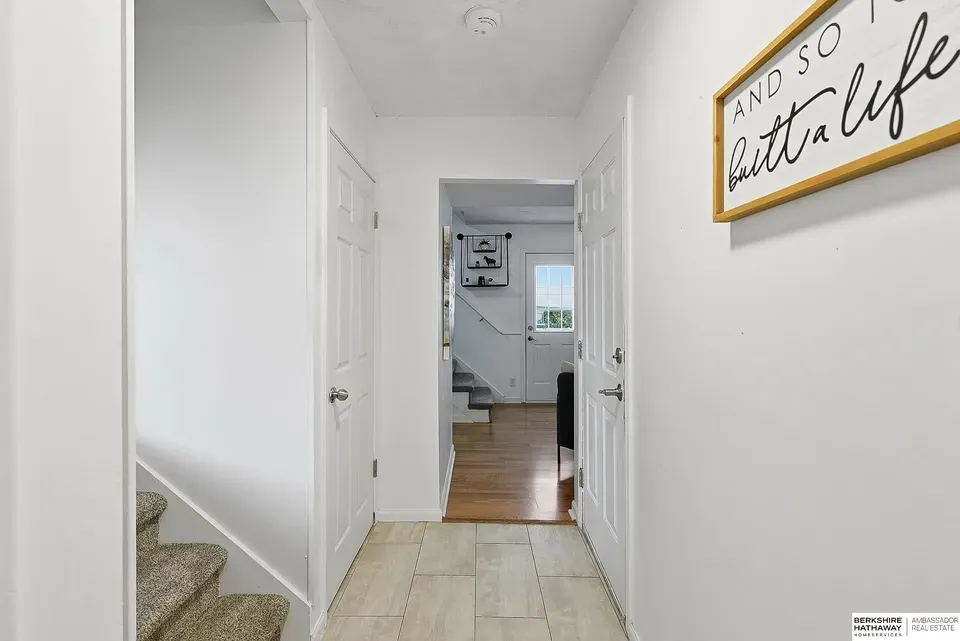 3 Bed 1 Bath Established Mid-Century Residence in Omaha, NE - 4