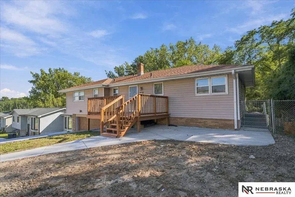 3 Bed 1 Bath Established Mid-Century Residence in Omaha, NE - 3