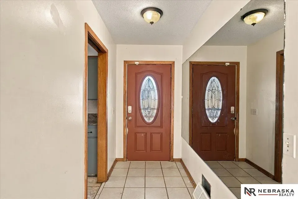 3 Bed 1 Bath Established Mid-Century Residence in Omaha, NE - 5