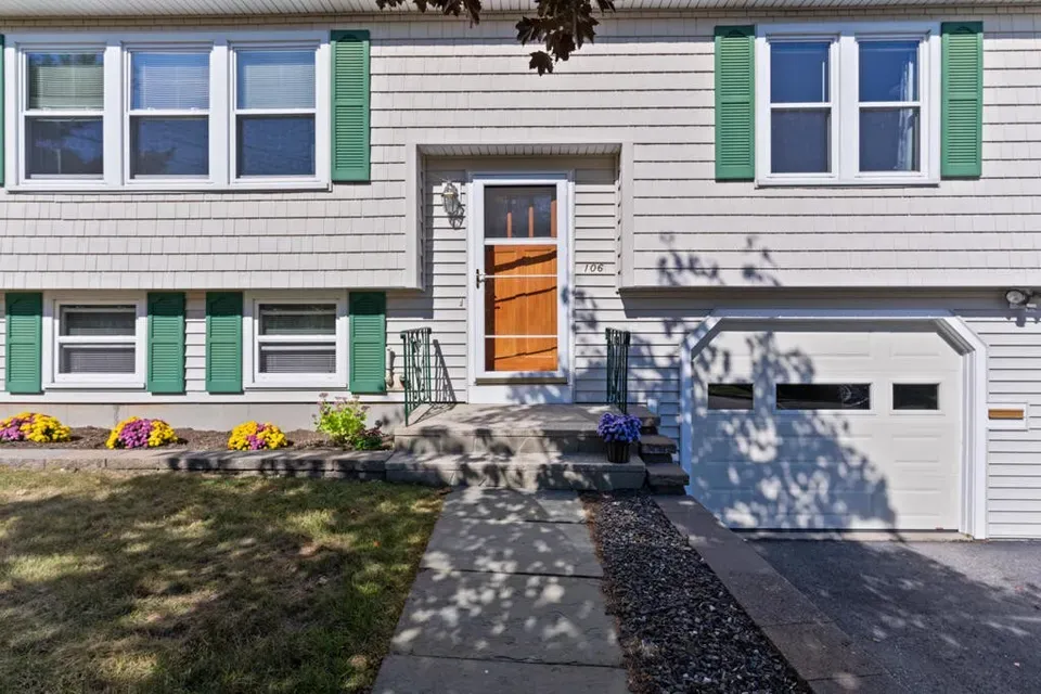 3 Bed 1 Bath Established Mid-Century Residence in Portland, ME - 4