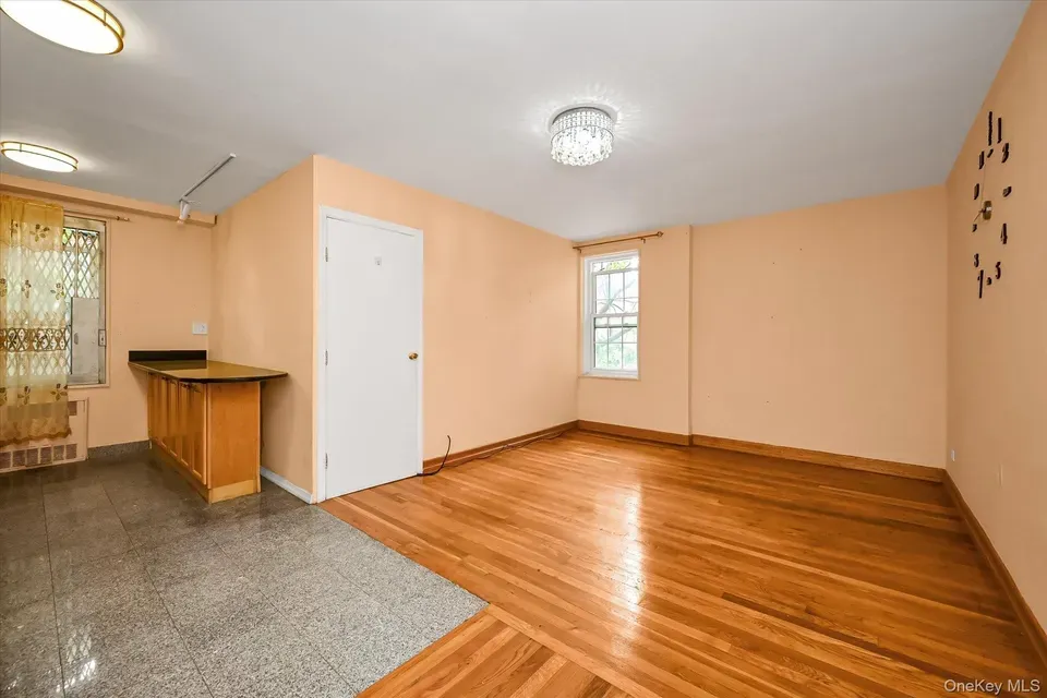 3 Bed 1 Bath Established Mid-Century Residence in Queens, NY - 2