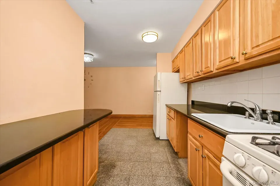 3 Bed 1 Bath Established Mid-Century Residence in Queens, NY - 5
