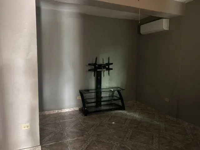 3 Bed 1 Bath Established Mid-Century Residence in San Juan, PR - 5