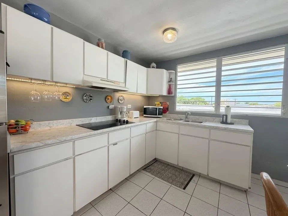 3 Bed 1 Bath Established Mid-Century Residence in San Juan, PR - 4