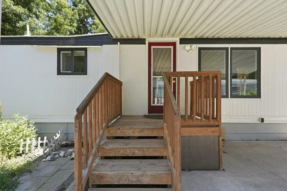 3 Bed 1 Bath Established Mid-Century Residence in Spokane, WA - 1
