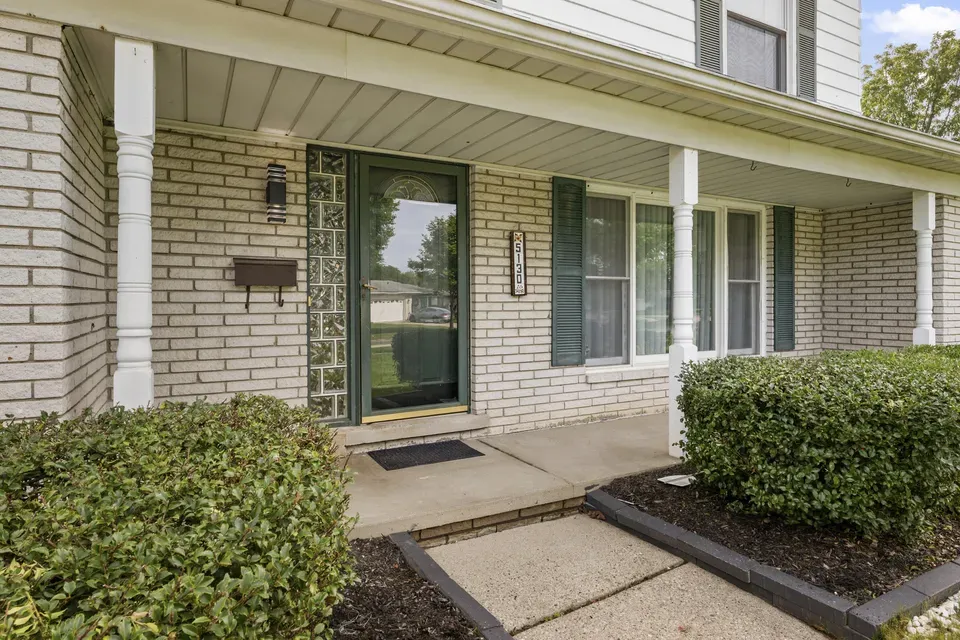 3 Bed 1 Bath Established Mid-Century Residence in Troy, MI - 4