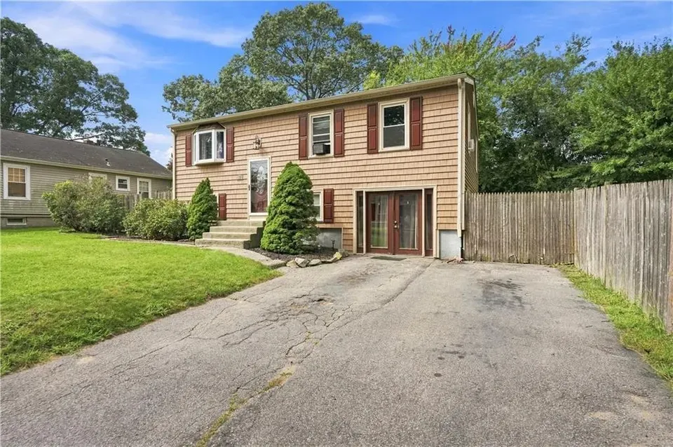 3 Bed 1 Bath Established Mid-Century Residence in Warwick, RI - 3
