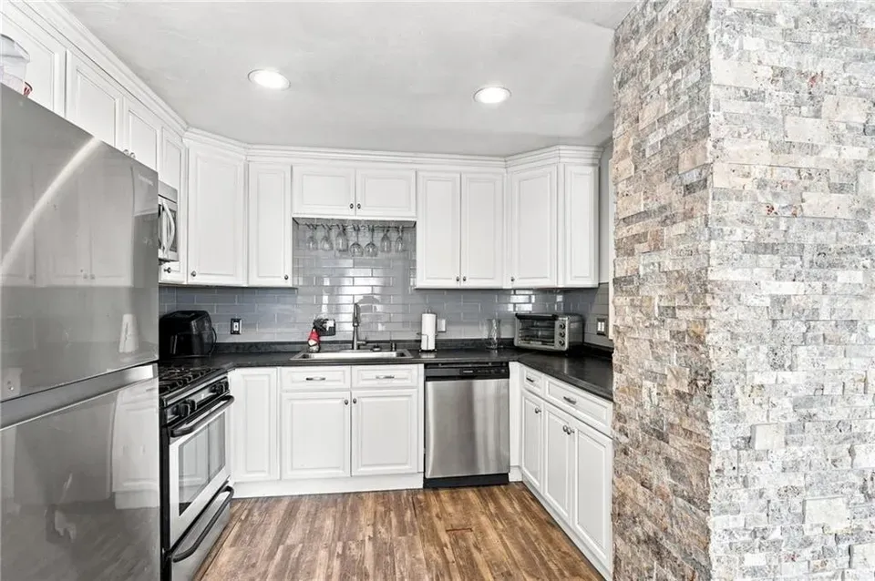 3 Bed 1 Bath Established Mid-Century Residence in Warwick, RI - 5