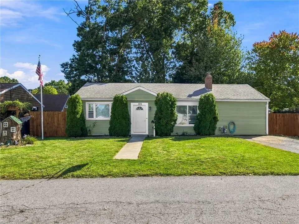 3 Bed 1 Bath Established Mid-Century Residence in Warwick, RI