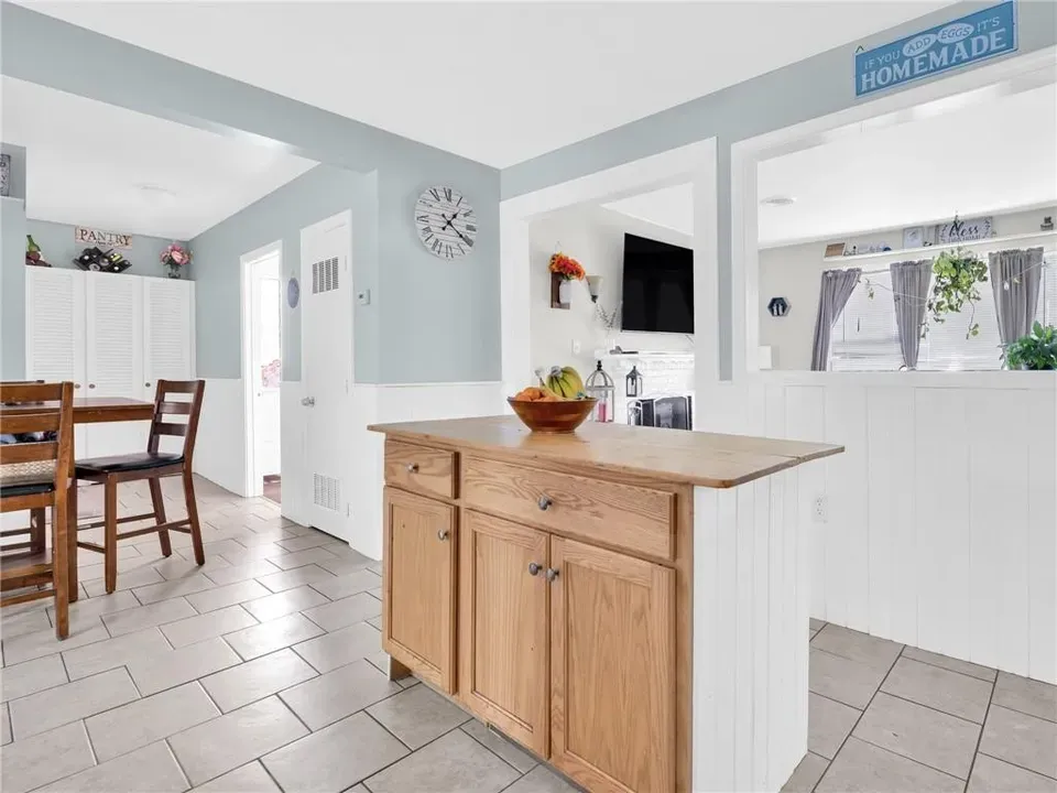 3 Bed 1 Bath Established Mid-Century Residence in Warwick, RI - 5