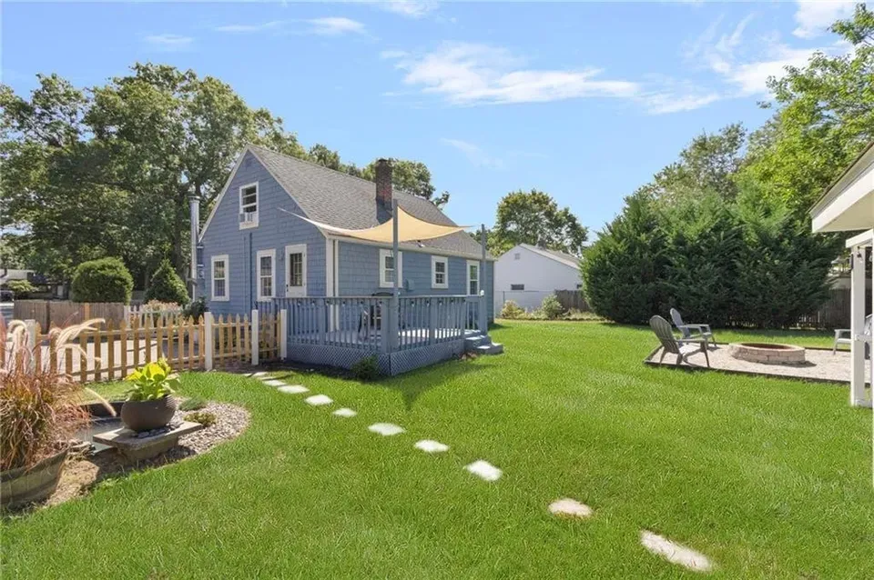3 Bed 1 Bath Established Mid-Century Residence in Warwick, RI - 4