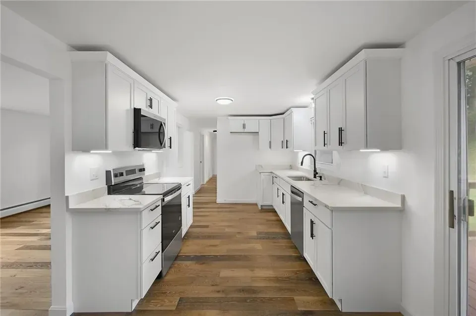 3 Bed 1 Bath Established Mid-Century Residence in Warwick, RI - 3