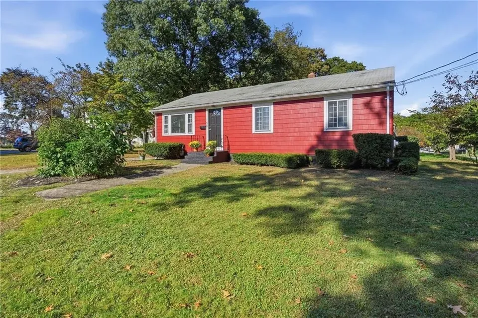 3 Bed 1 Bath Established Mid-Century Residence in Warwick, RI - 2