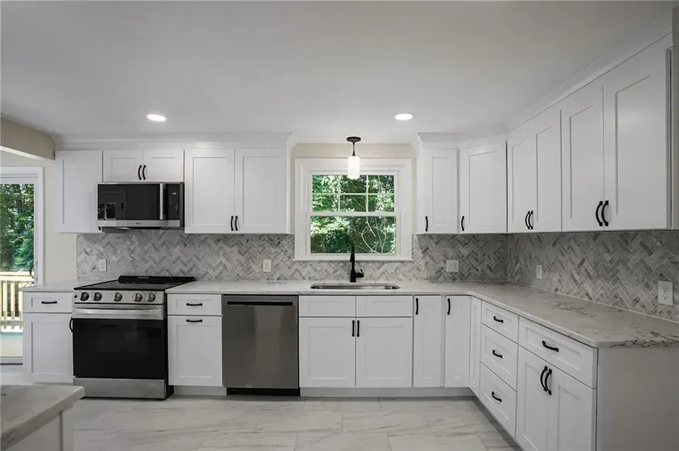 3 Bed 1 Bath Established Mid-Century Residence in Warwick, RI - 3