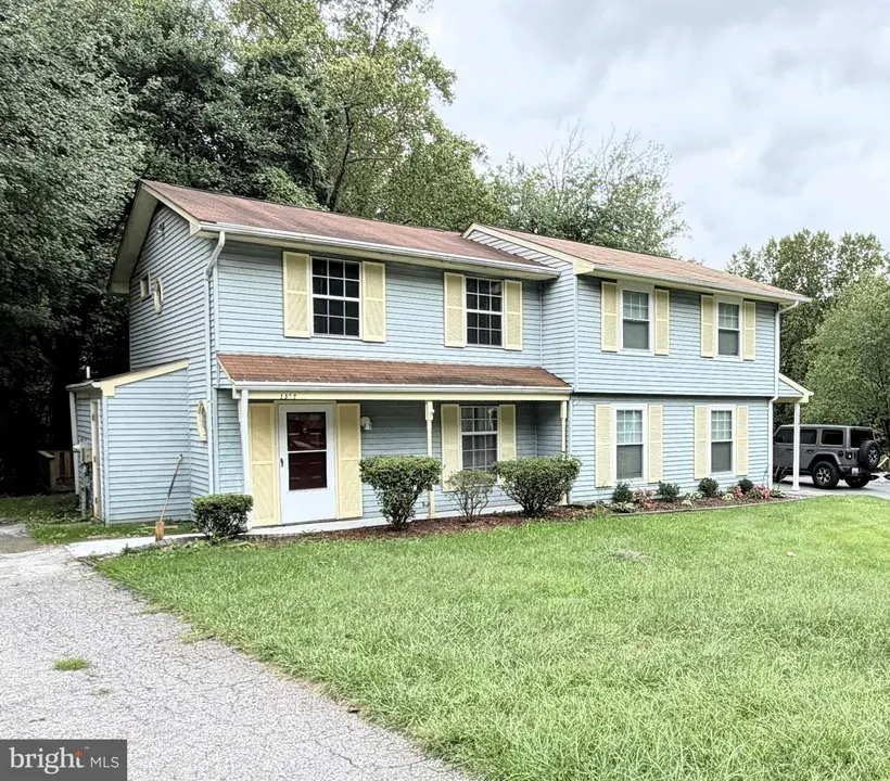 3 Bed 1 Bath Established Multi-Level Townhouse in Annapolis, MD