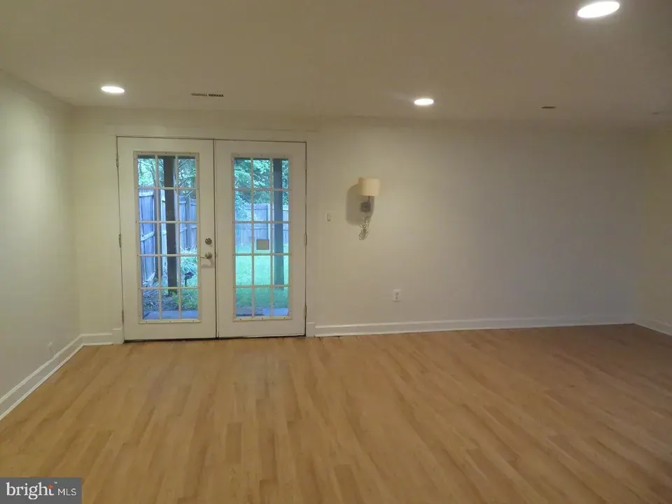 3 Bed 1 Bath Established Multi-Level Townhouse in Annapolis, MD - 5
