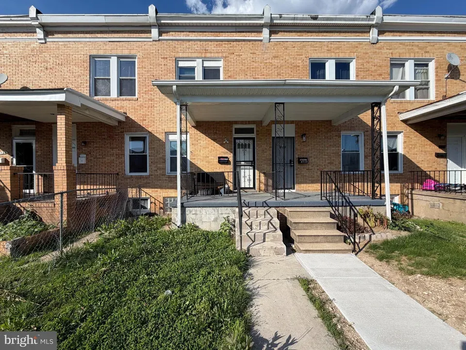 3 Bed 1 Bath Established Multi-Level Townhouse in Baltimore, MD