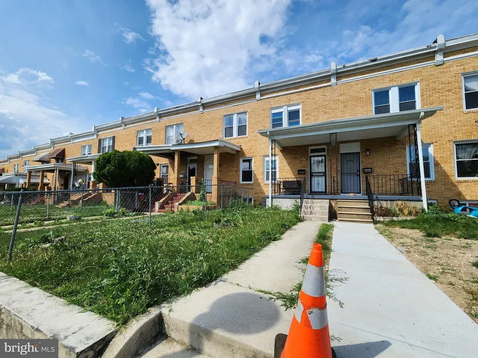 3 Bed 1 Bath Established Multi-Level Townhouse in Baltimore, MD - 4
