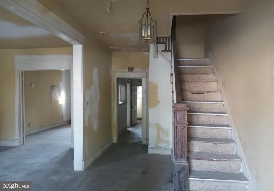 3 Bed 1 Bath Established Multi-Level Townhouse in Baltimore, MD - 2