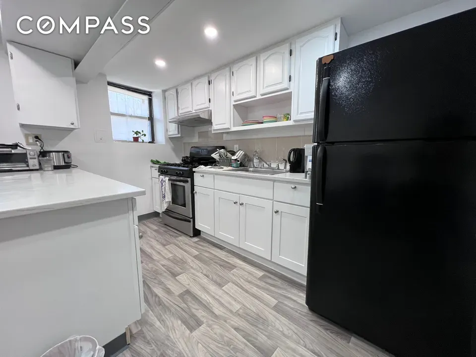 3 Bed 1 Bath Established Multi-Level Townhouse in Brooklyn, NY - 4